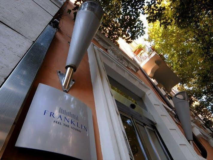 Franklin Feel The Sound 3*