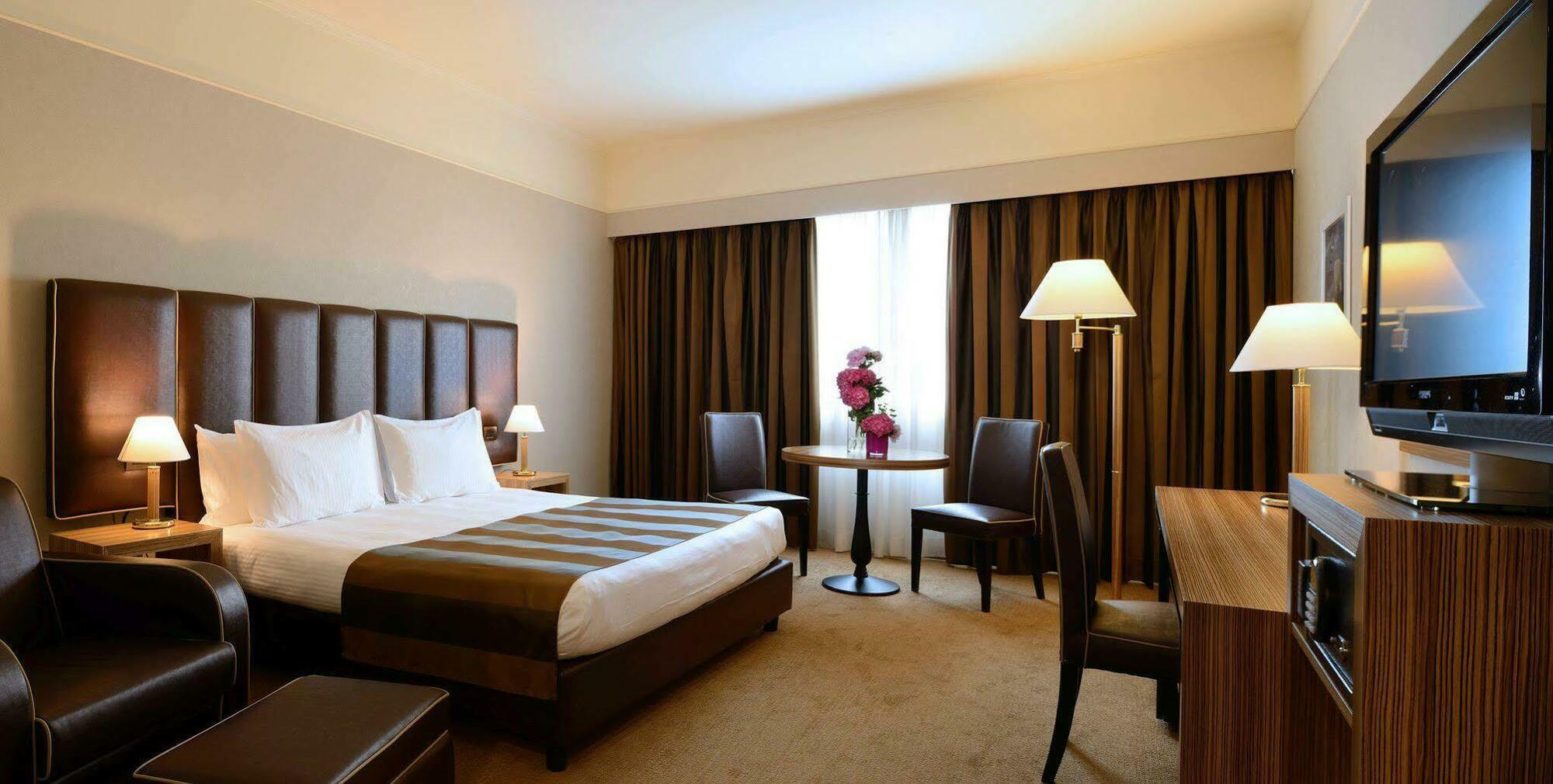 Hotel - Eur Parco Dei Medici By Ihg