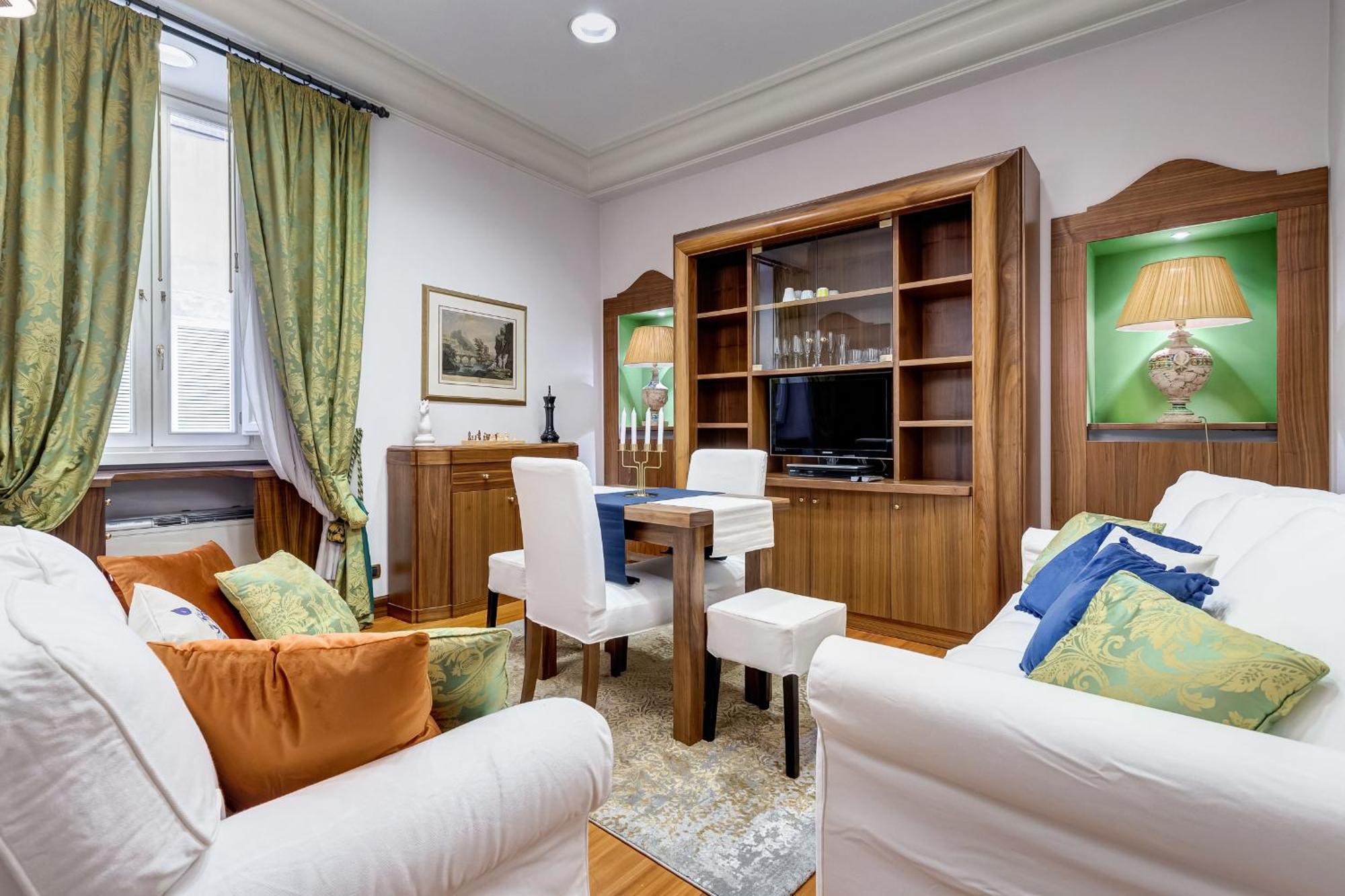 Bed & Breakfast Pantheon Antique