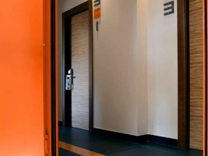 Orange Rome