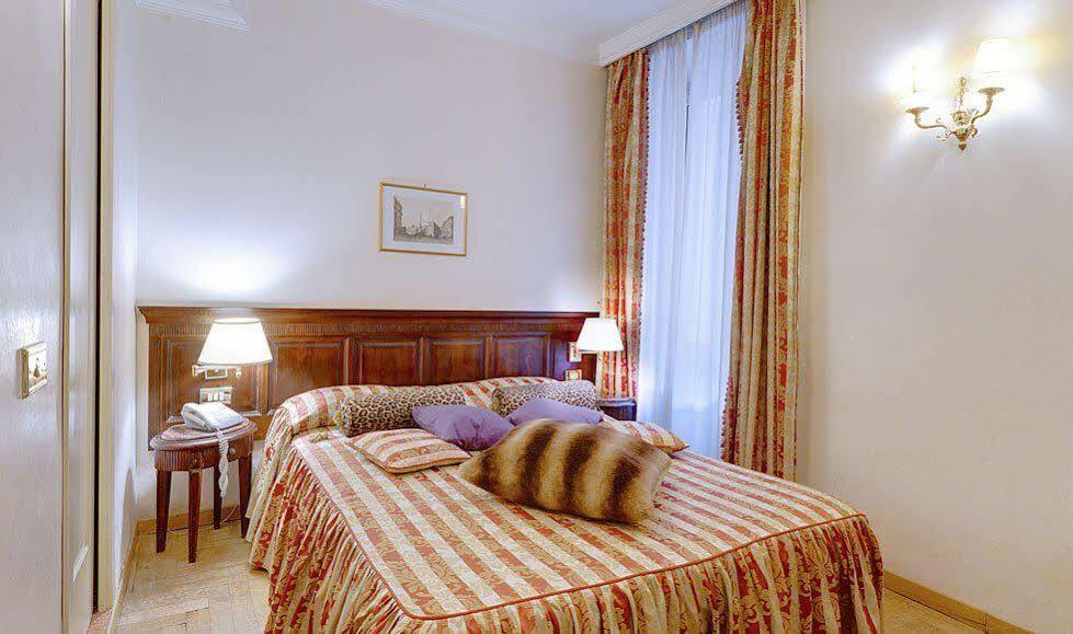 Cinquantatre 3* Rome