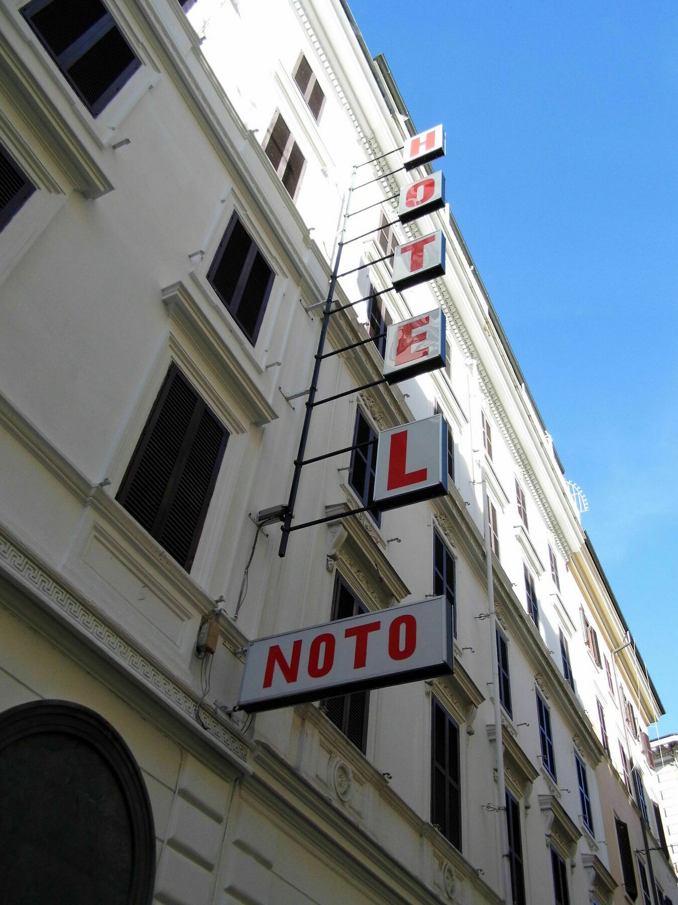 Hotel Raeli Noto