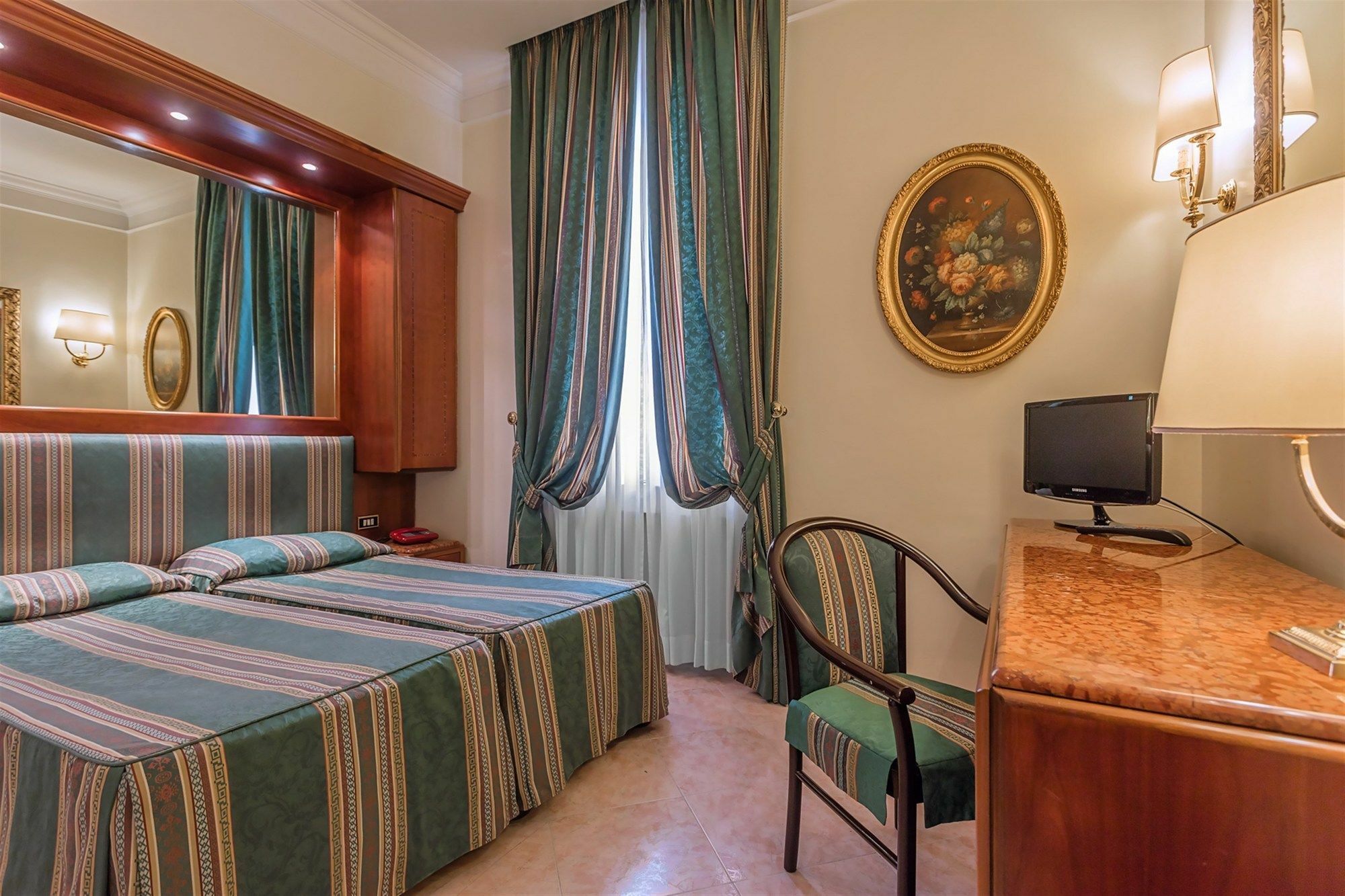 Raeli Noto 3* Rome