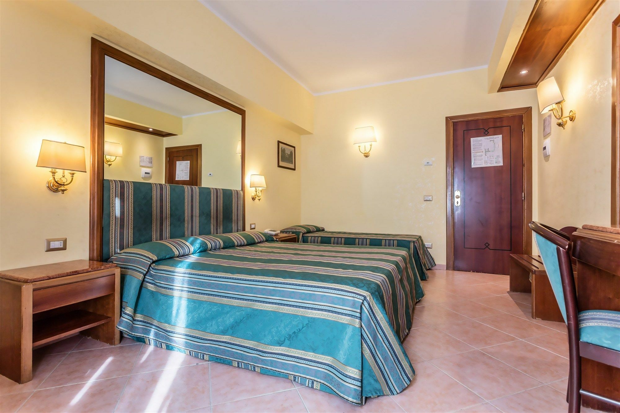 Raeli Noto Hotel 3*
