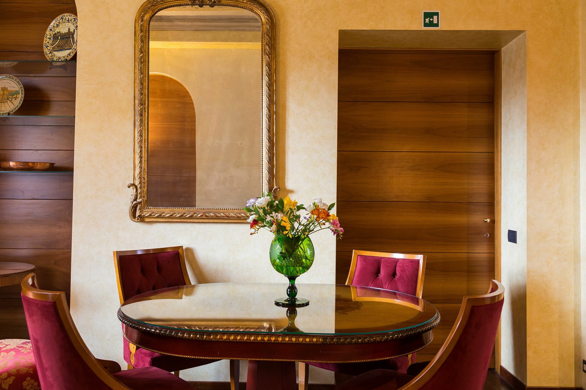 Prestigious Piazza Navona Apartment *