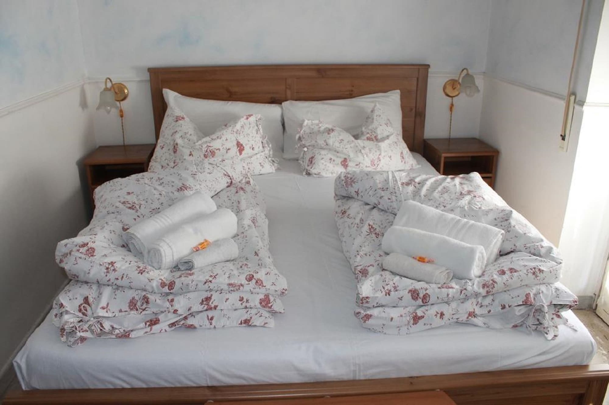 Hotel Aga 2*
