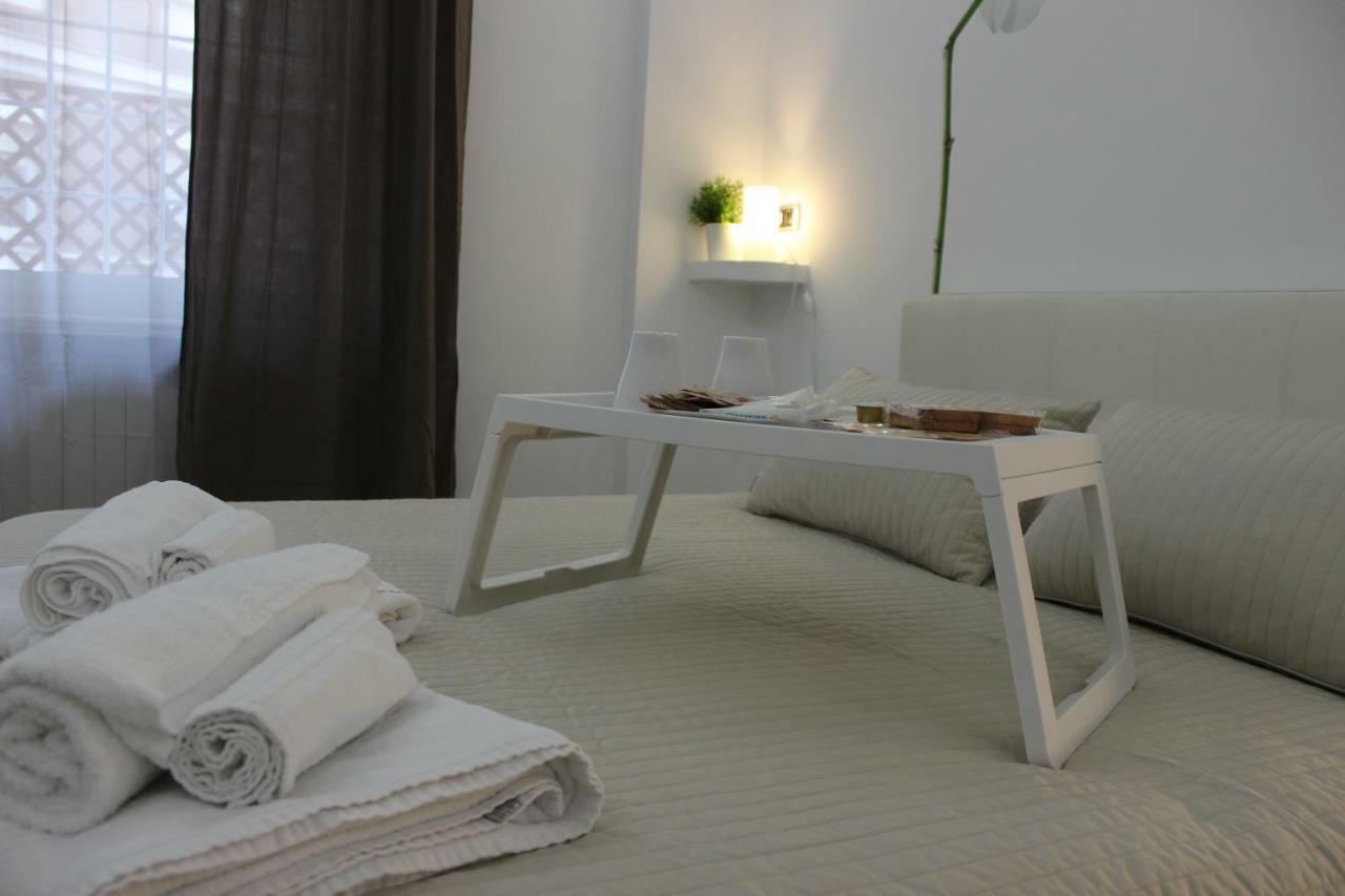 The House Of St. Peter Appartement *