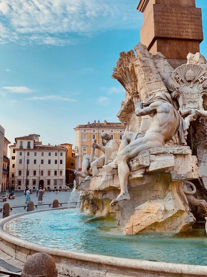 900 Piazza Del Popolo Couette-café