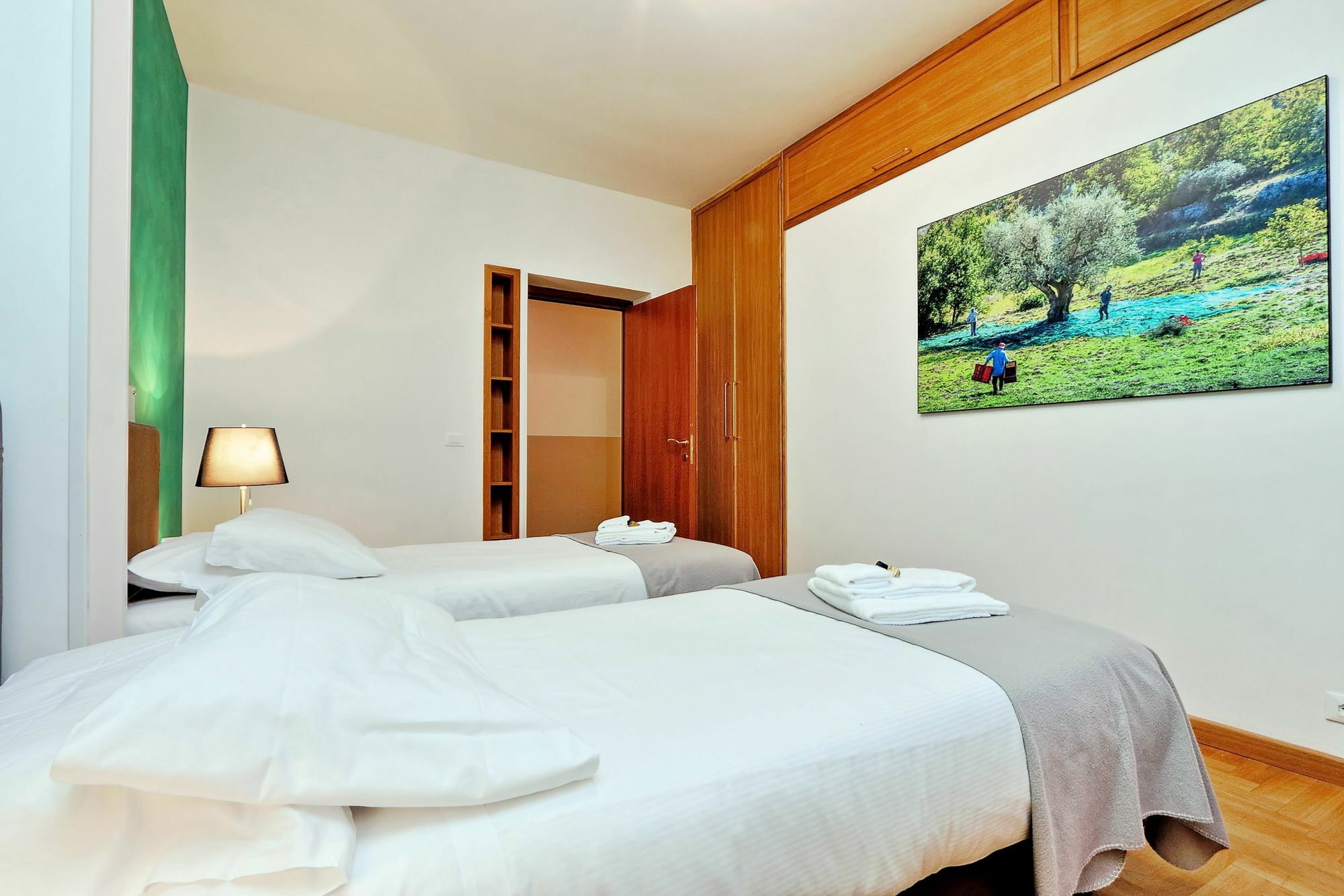 Unique Trastevere Apartment Rome