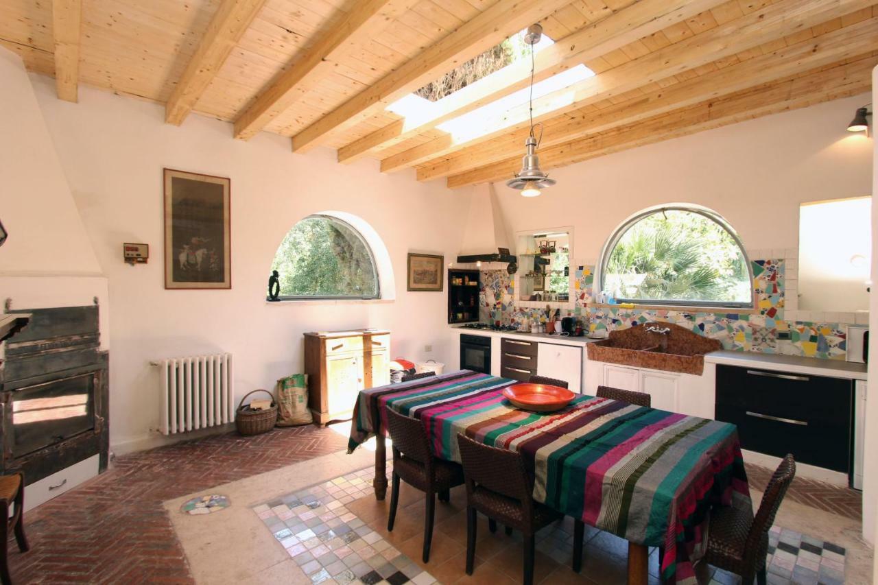 Villa Writers' Country House