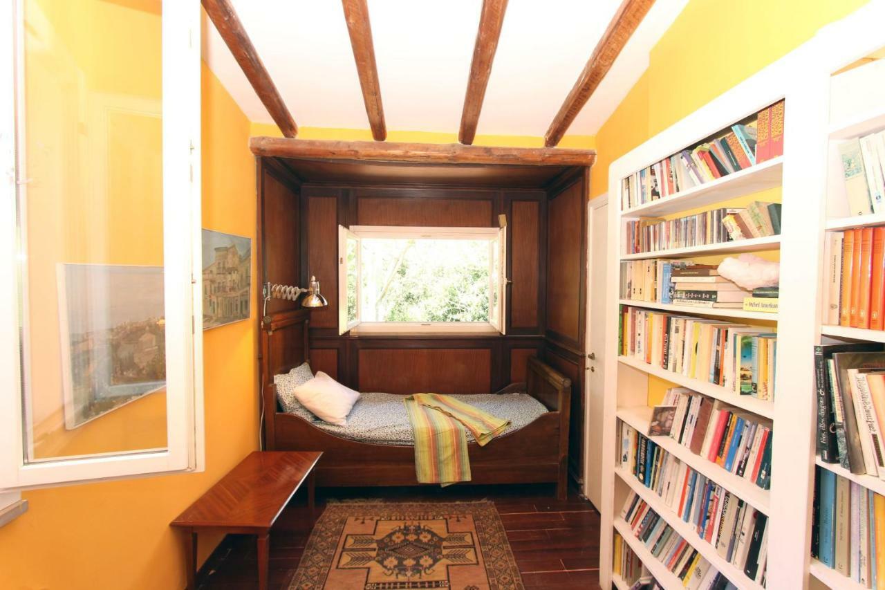 Writers' Country House Villa
