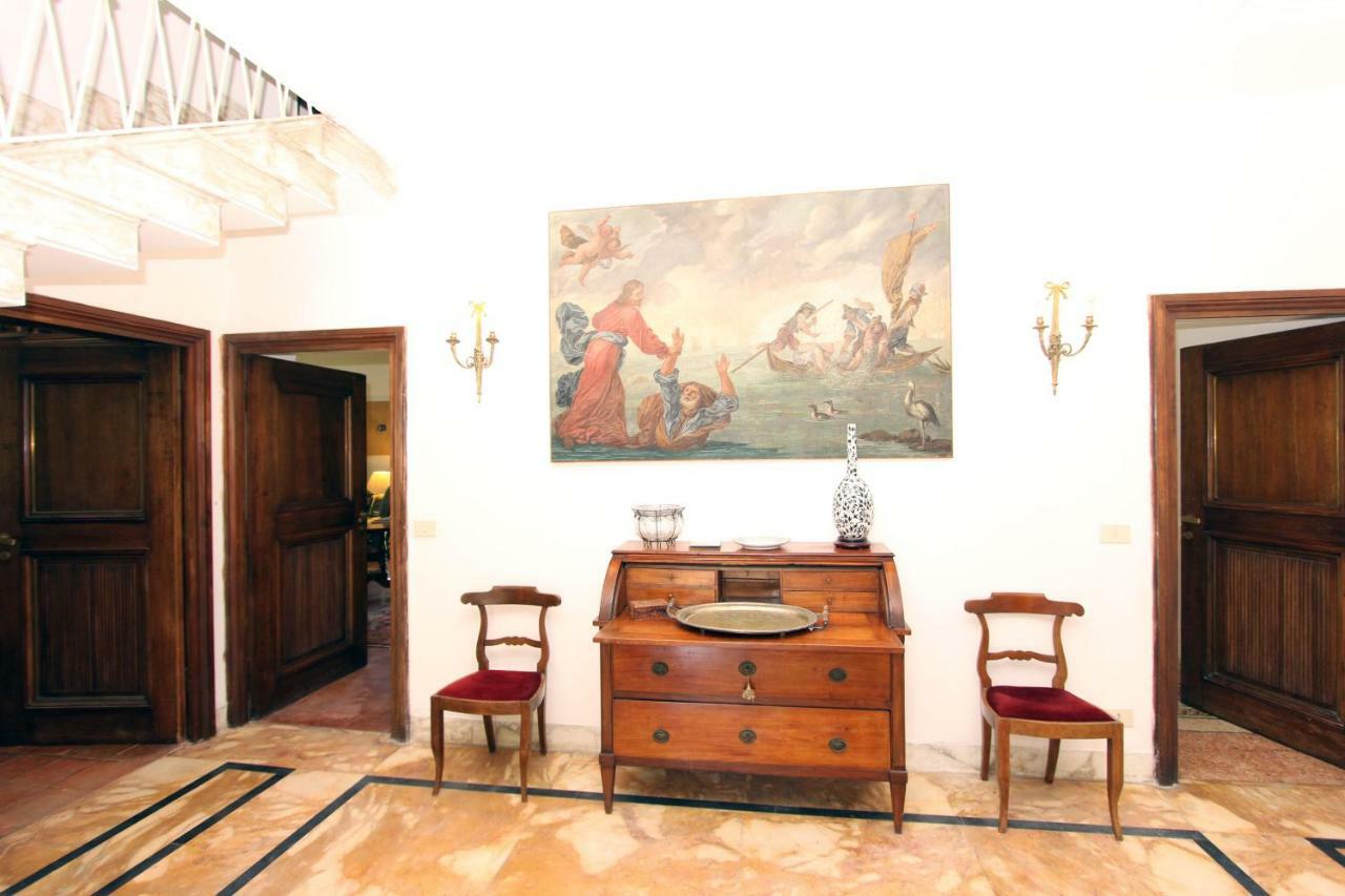 Writers' Country House *