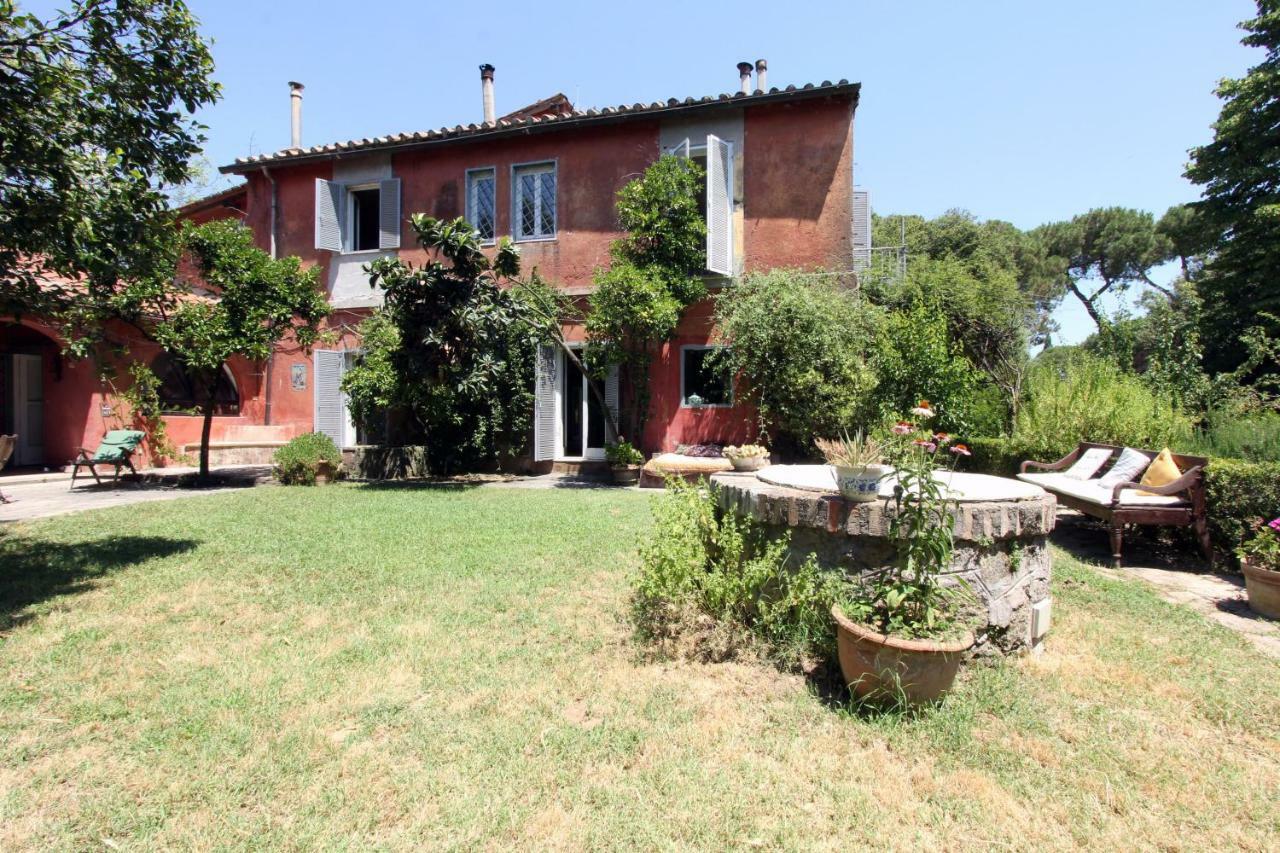Villa Writers' Country House