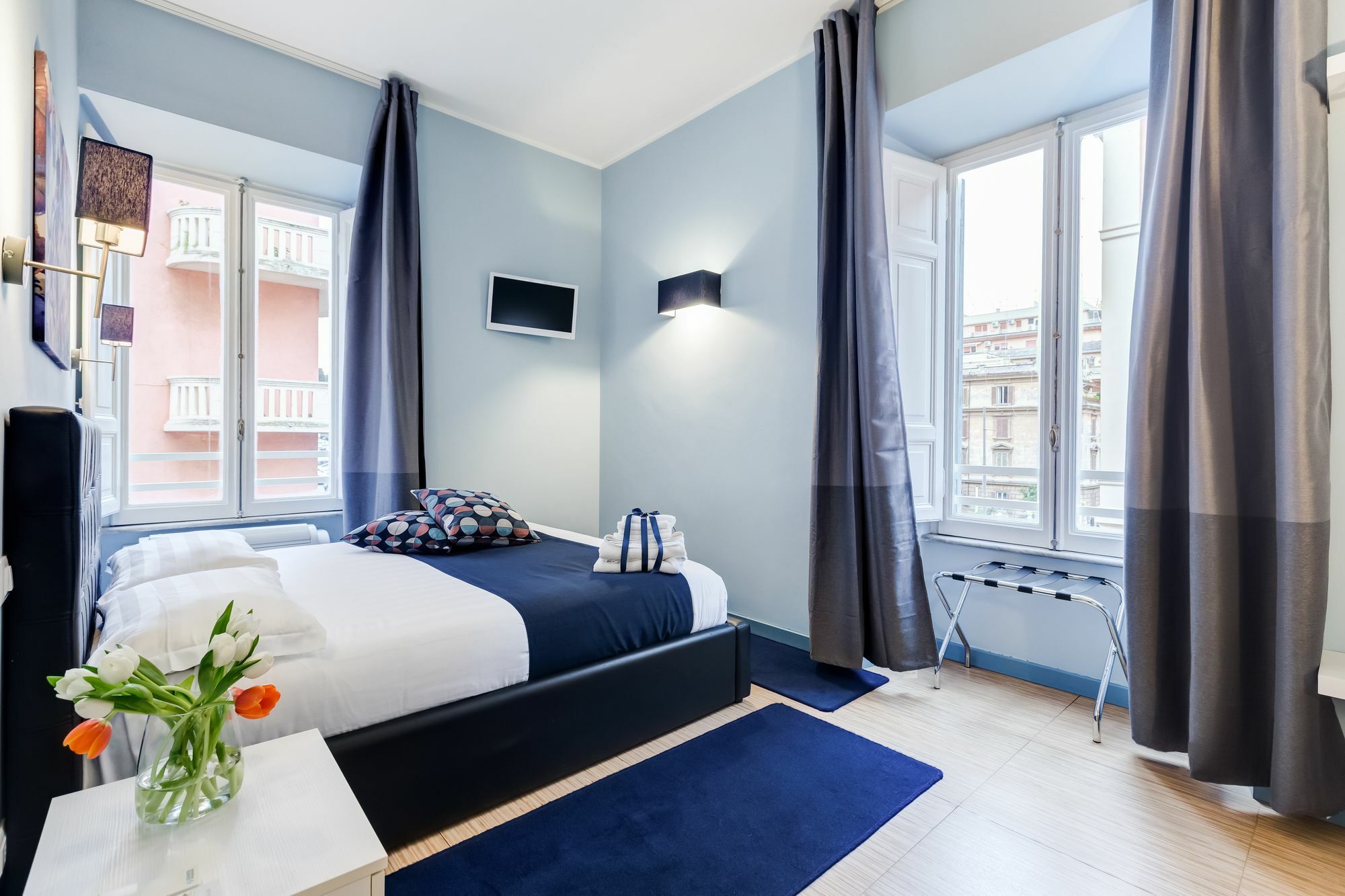 Easy Budget Colosseo Rome