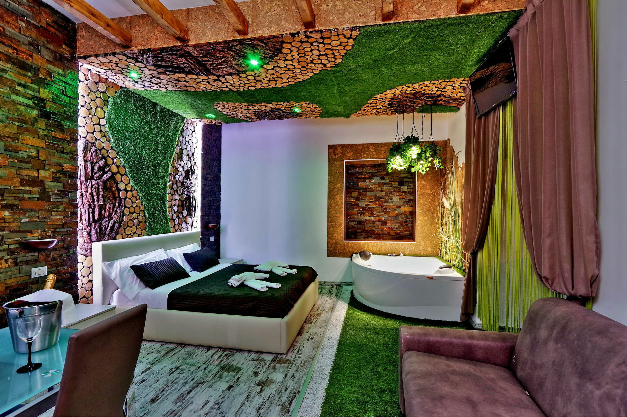 Paradise Guest house 3*