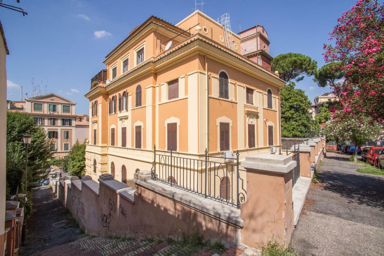Apartment Vatican Palace Rome