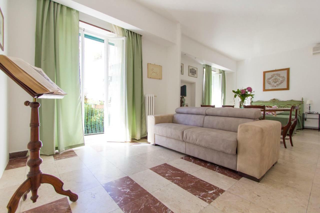 Bausan 12 Apartamento