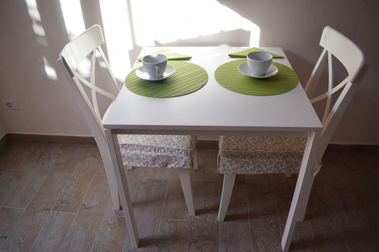 Parco Degli Acquedotti Bed & Breakfast *