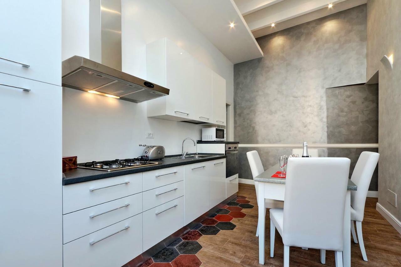 Appartement Luxury Sabina 50 Mt From Trevi Fountain *