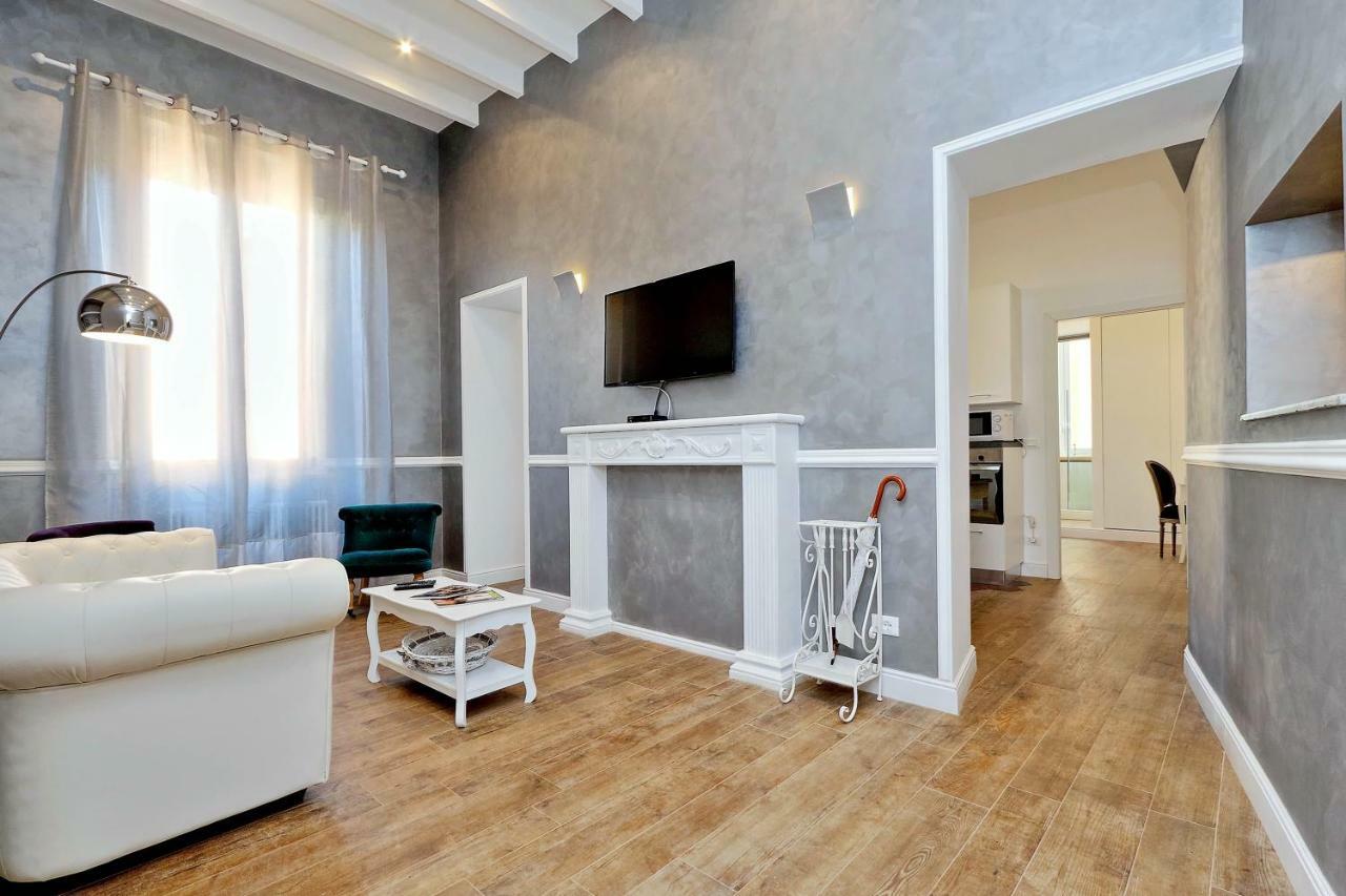 Luxury Sabina 50 Mt From Trevi Fountain Appartement Rome