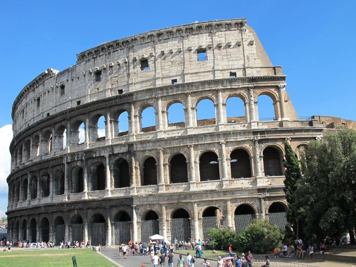 Modern Near Colosseum Appartamento *