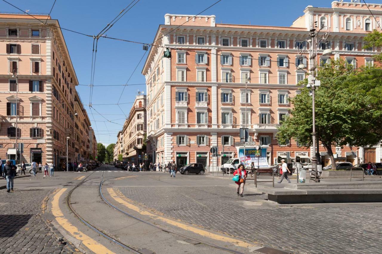 Margherita 3* Rome