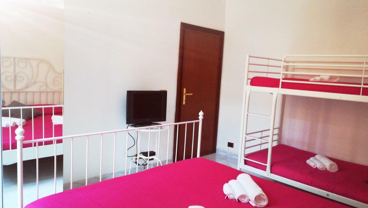 Rhome Sweet Rhome * Rome