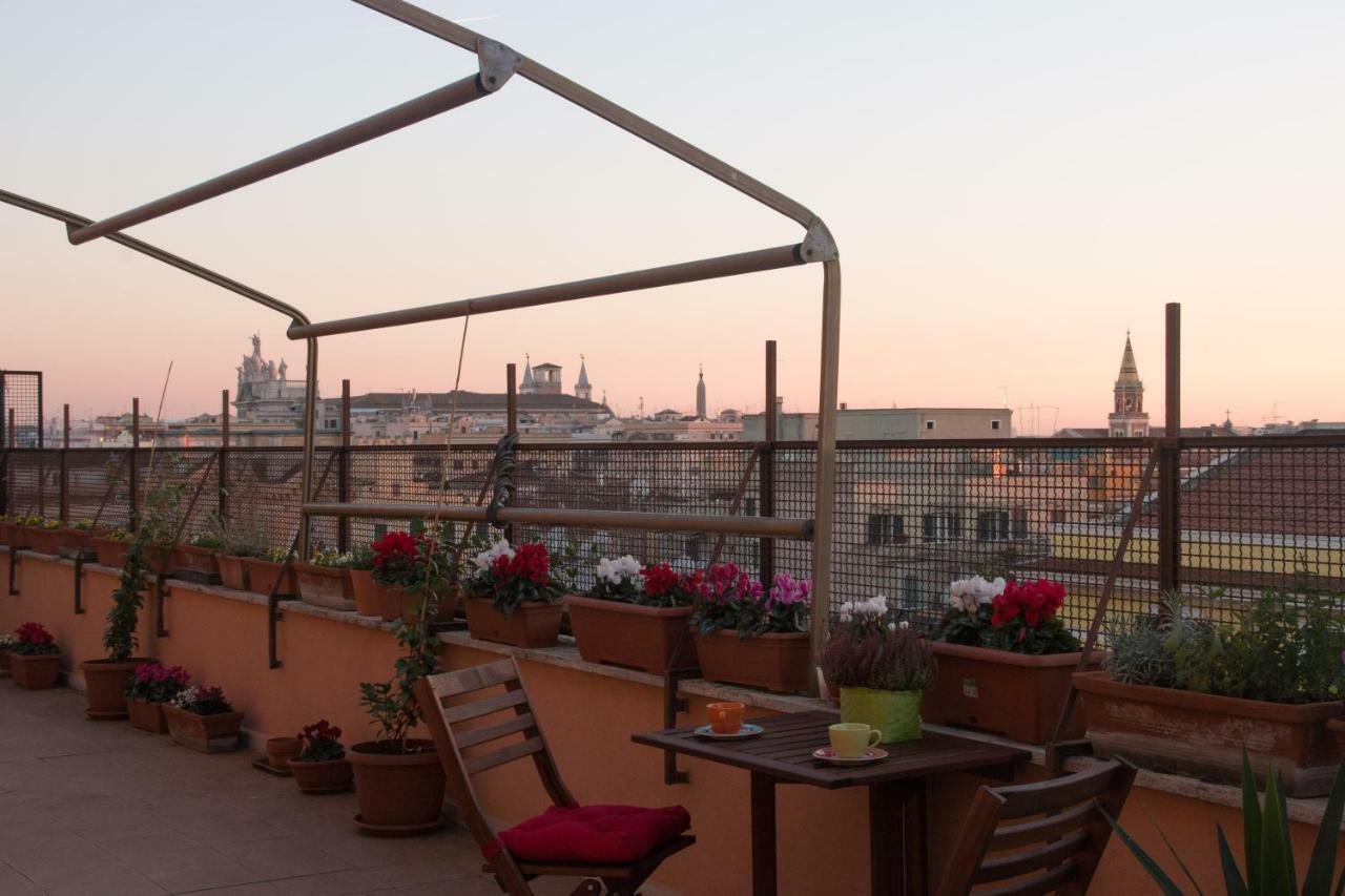 Gasthuis La Terrazza Di Evelina *