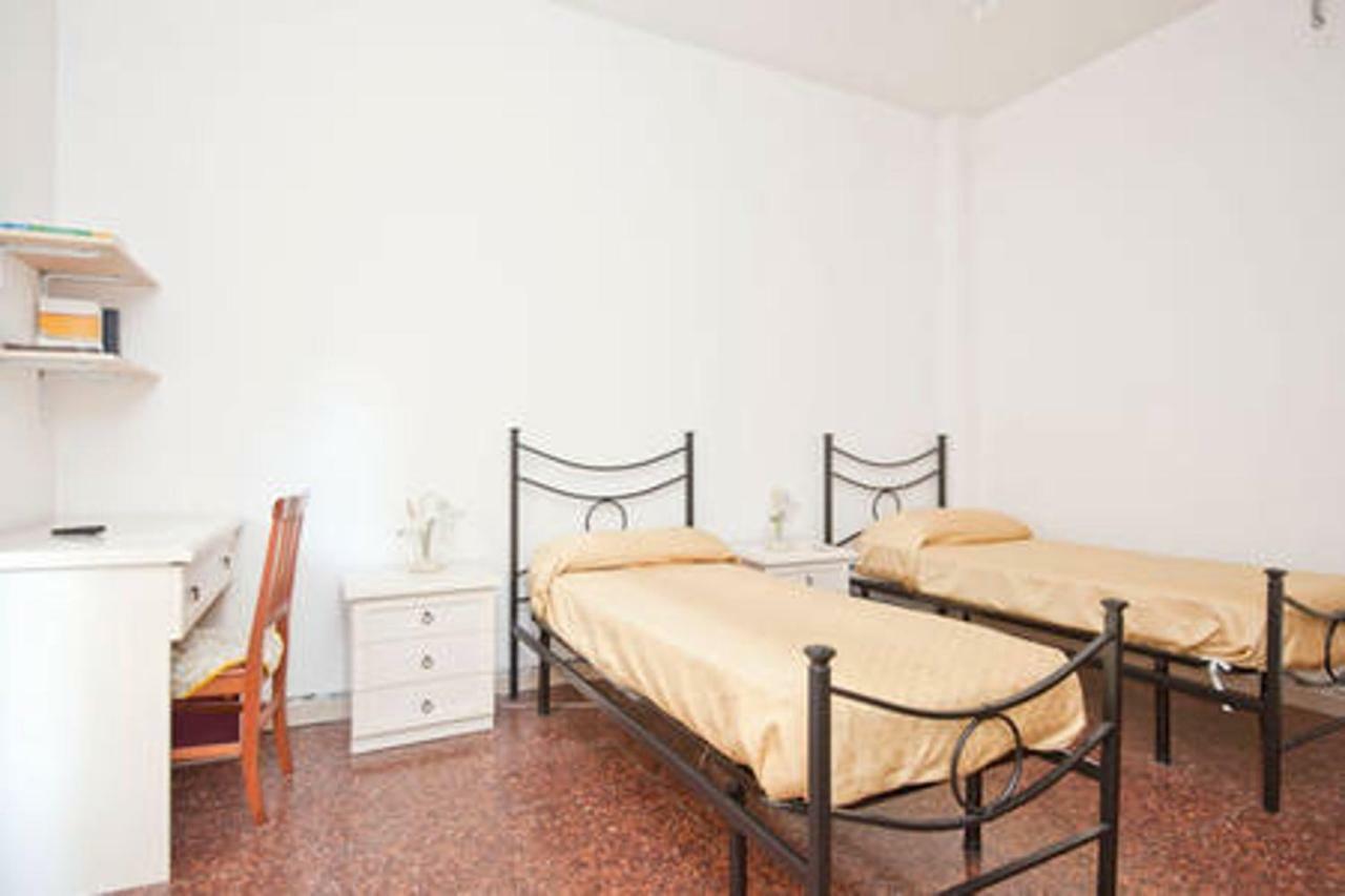 Apartment Alloggio Turistico P.lodi *