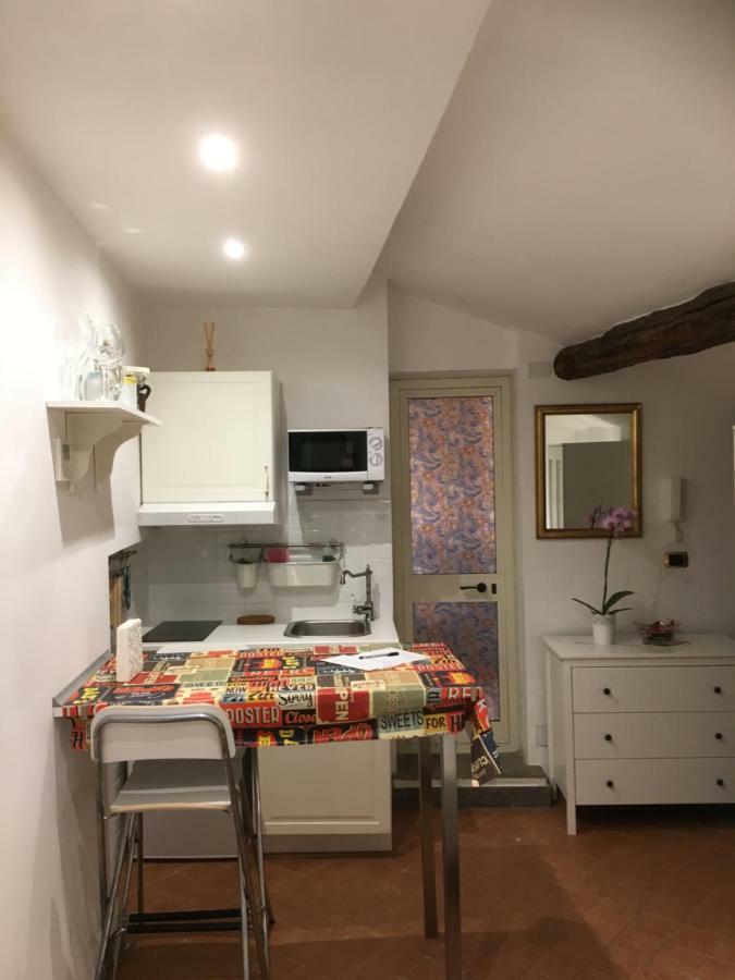 M9 Pantheon Attic 11 *