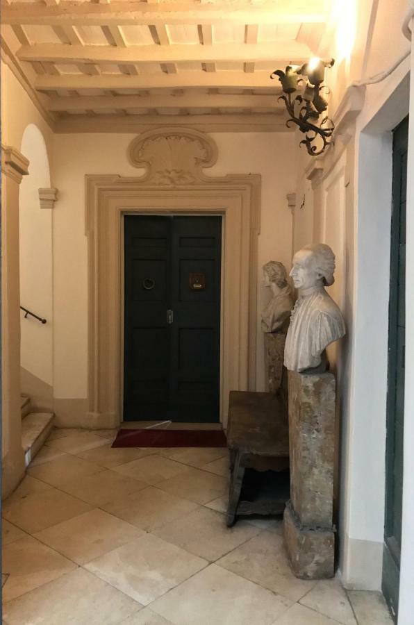 Appartement La Casa Dell'arte Nel Cuore Di Rome
