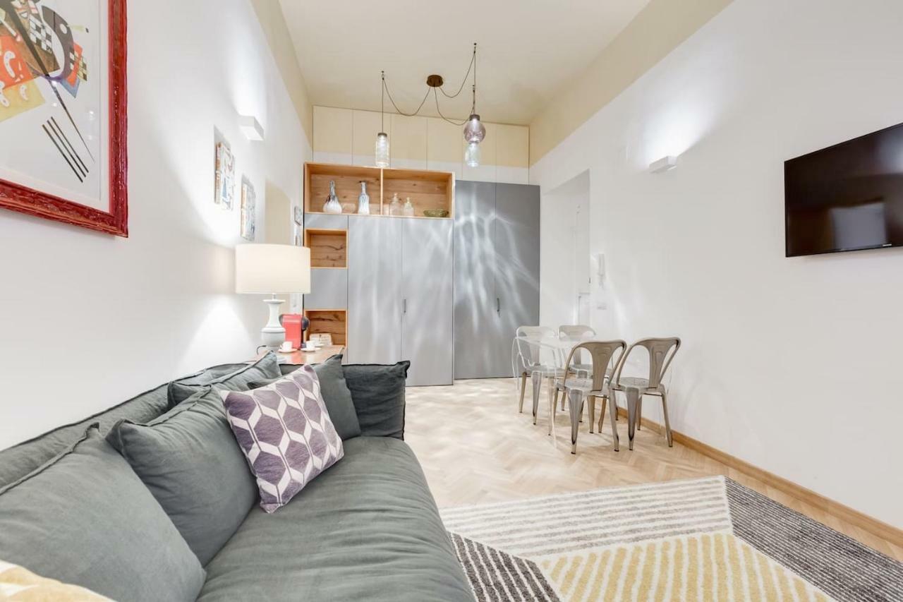 Apartment Valadier 36 Rome