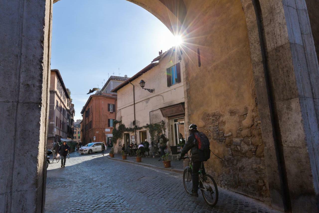 Casa vacanze Enchanting Loft In Trastevere *