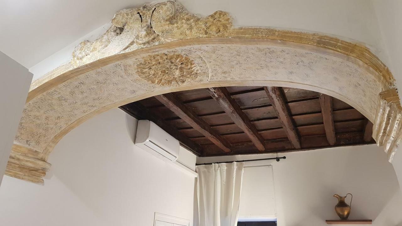 Enchanting Loft In Trastevere Roma