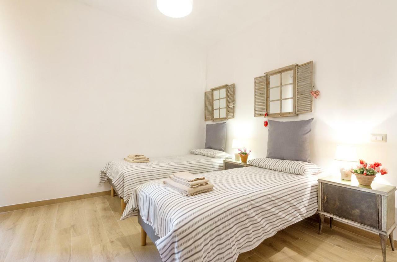 La Romantica Al Colosseo Apartment *