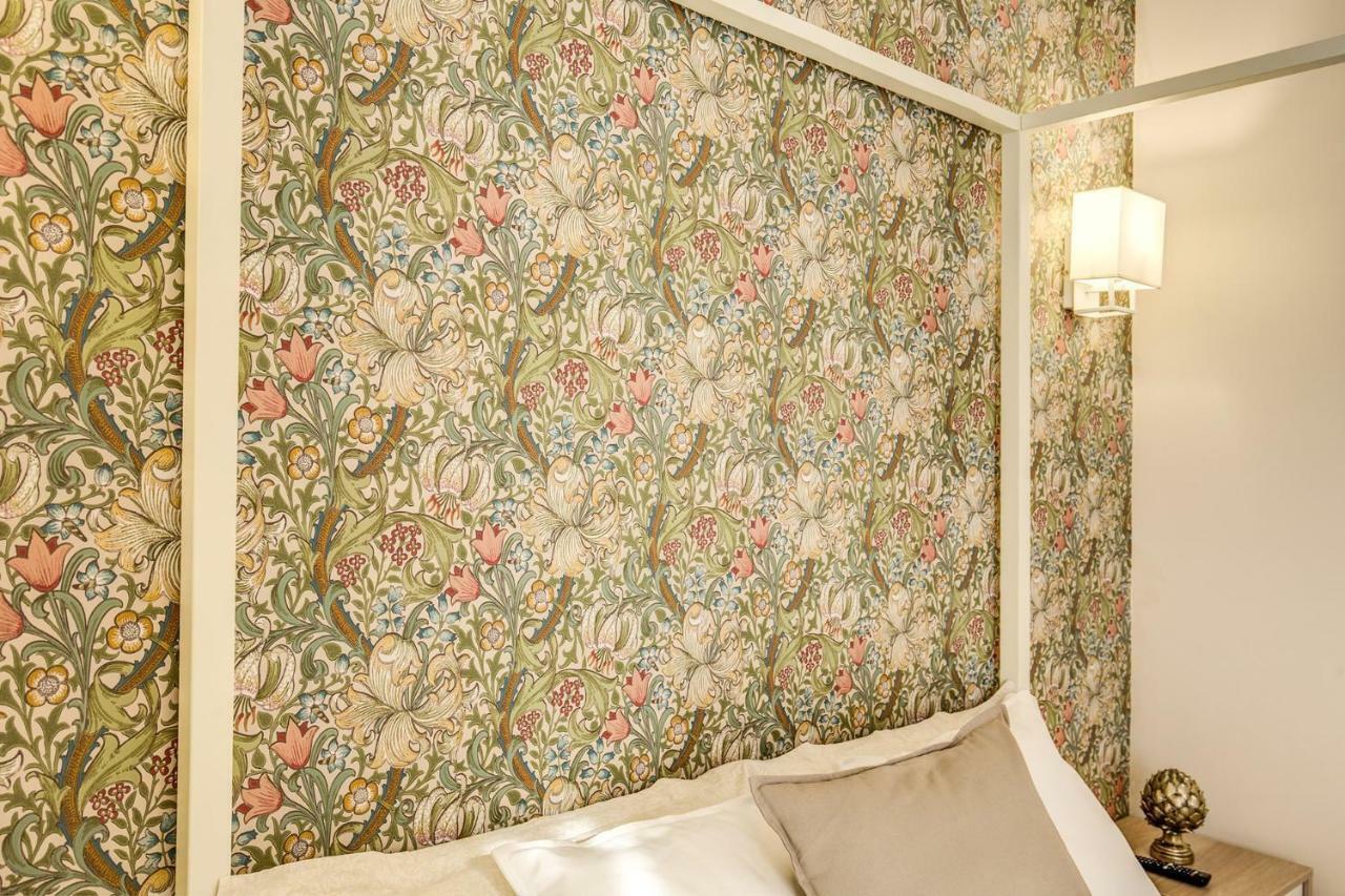Guest house Rn _ Residenza Novecento