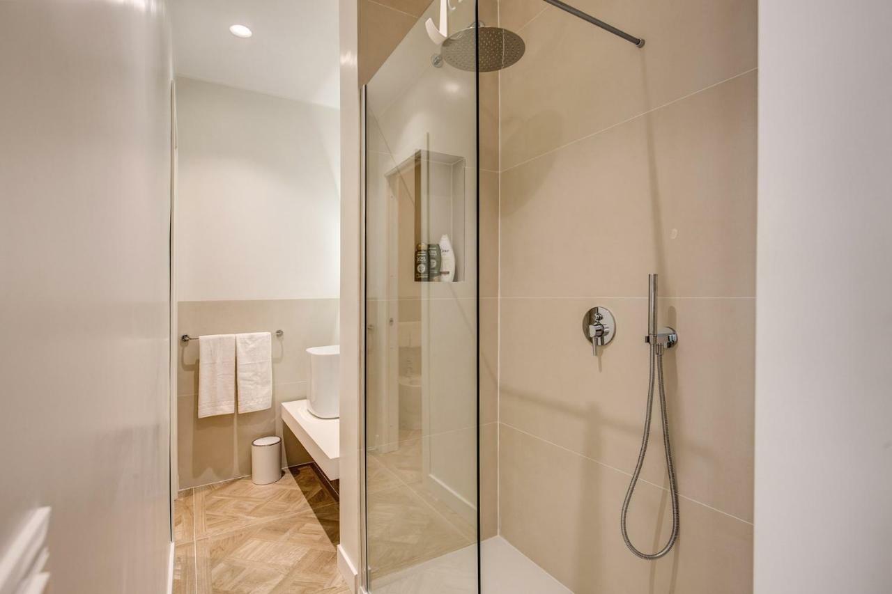 Guest house Rn _ Residenza Novecento *