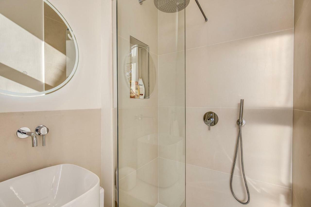 Rn _ Residenza Novecento Guest house *