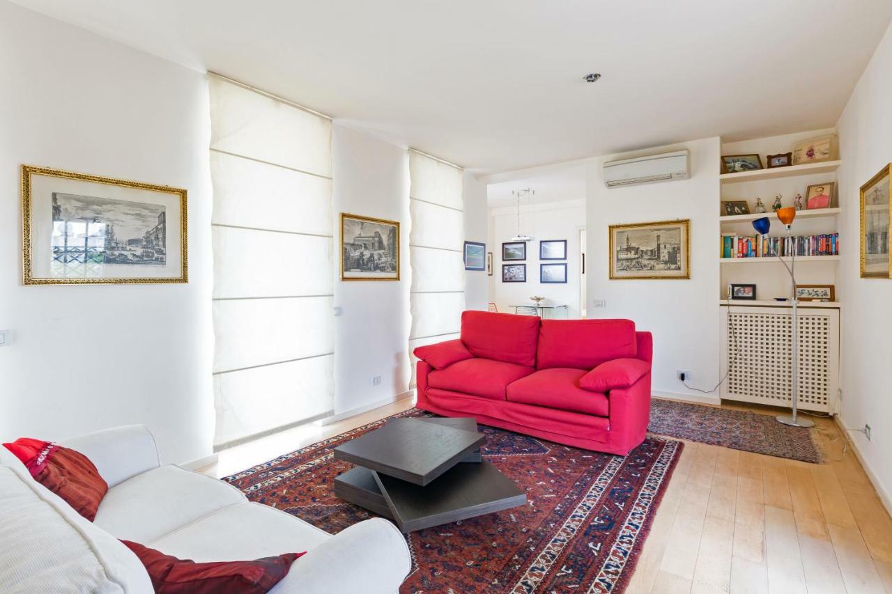 Ginnasi Palace Penthouse * Rome