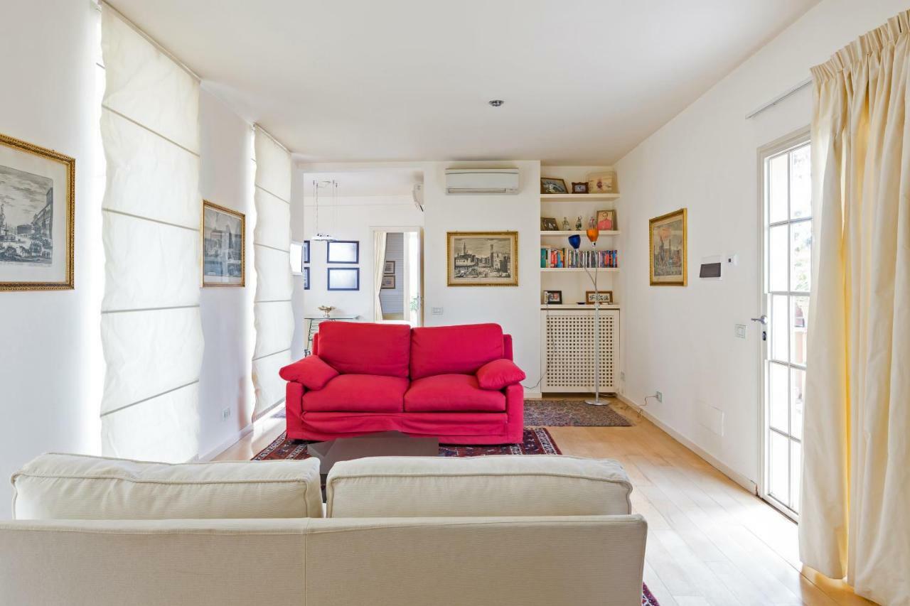 Ginnasi Palace Penthouse Apartamento