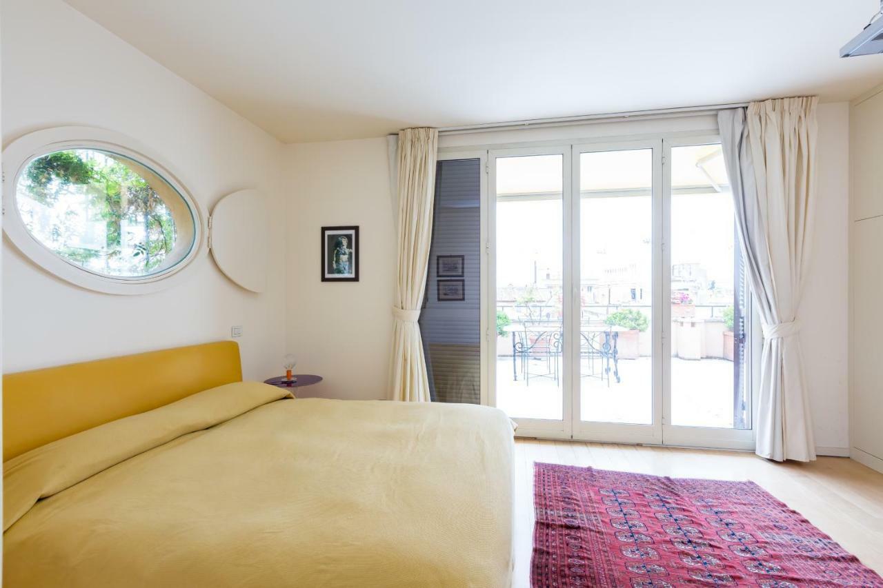 Apartment Ginnasi Palace Penthouse Rome