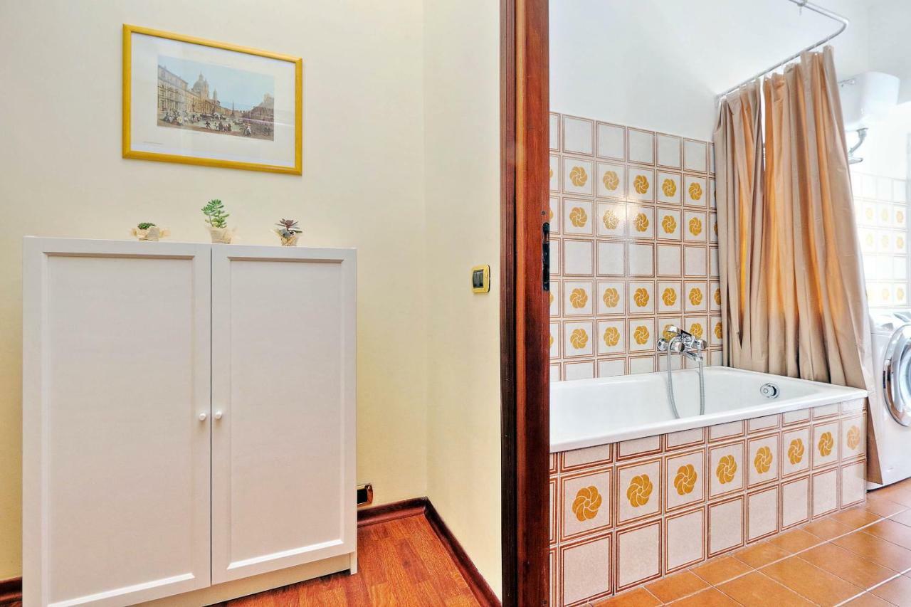 Merulana Appartement *