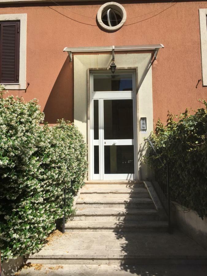 Appartement Lovely Irnerio ❤ Flat Near S. Pietro ★