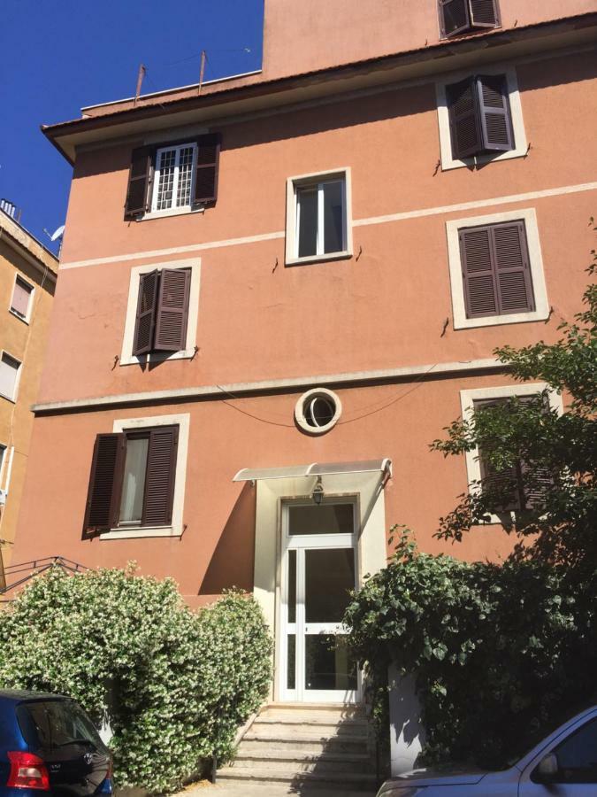 Appartement Lovely Irnerio ❤ Flat Near S. Pietro ★