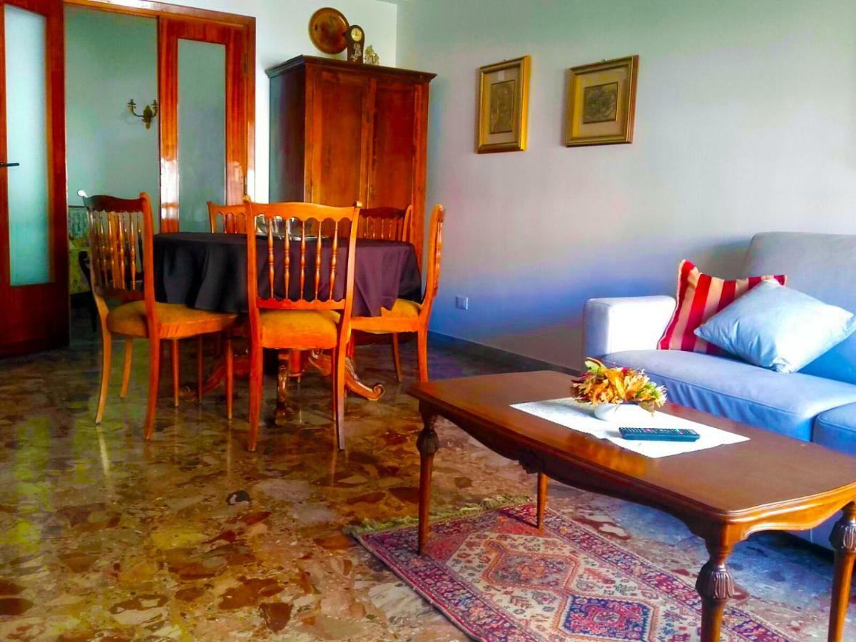 Manuela's Cozy Trastevere *