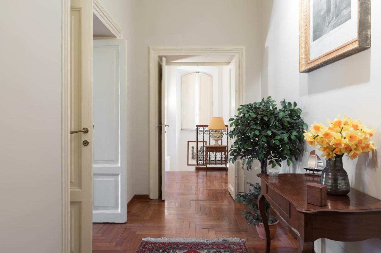 Amazing 4 Bedrooms With Garden Apartment Rome