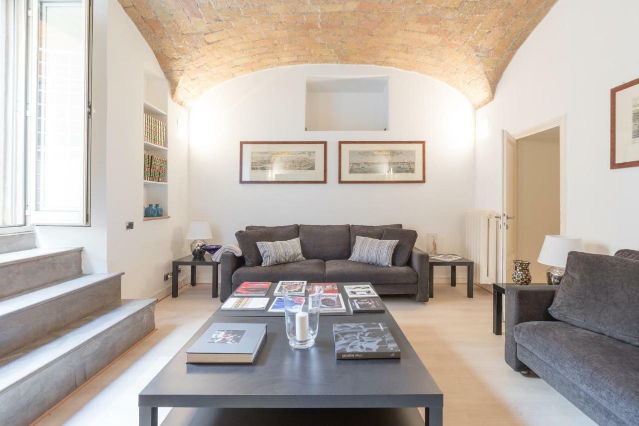 Apartment Amazing 4 Bedrooms With Garden Rome