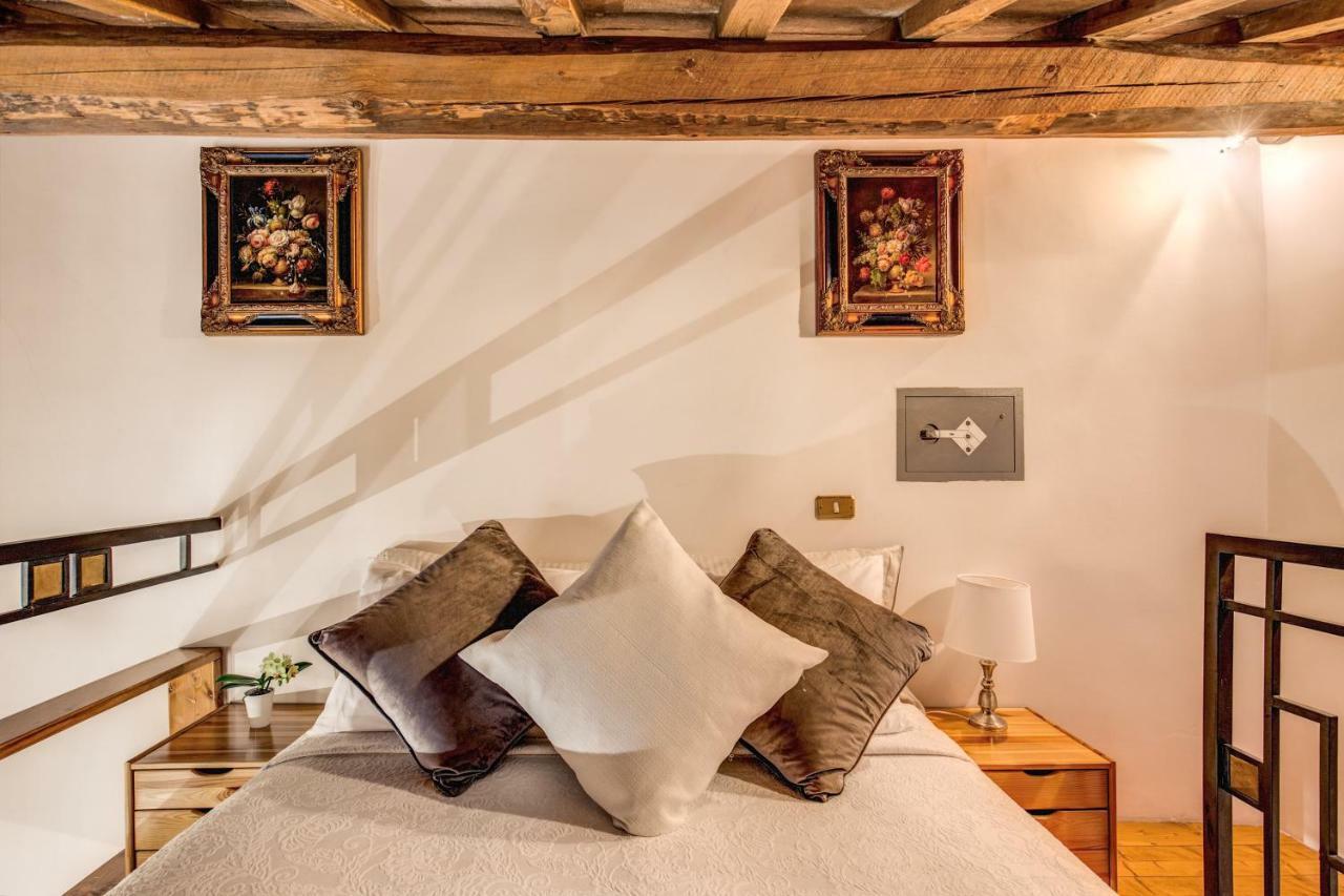 Apartment Fresh House Trevi 2 Rome