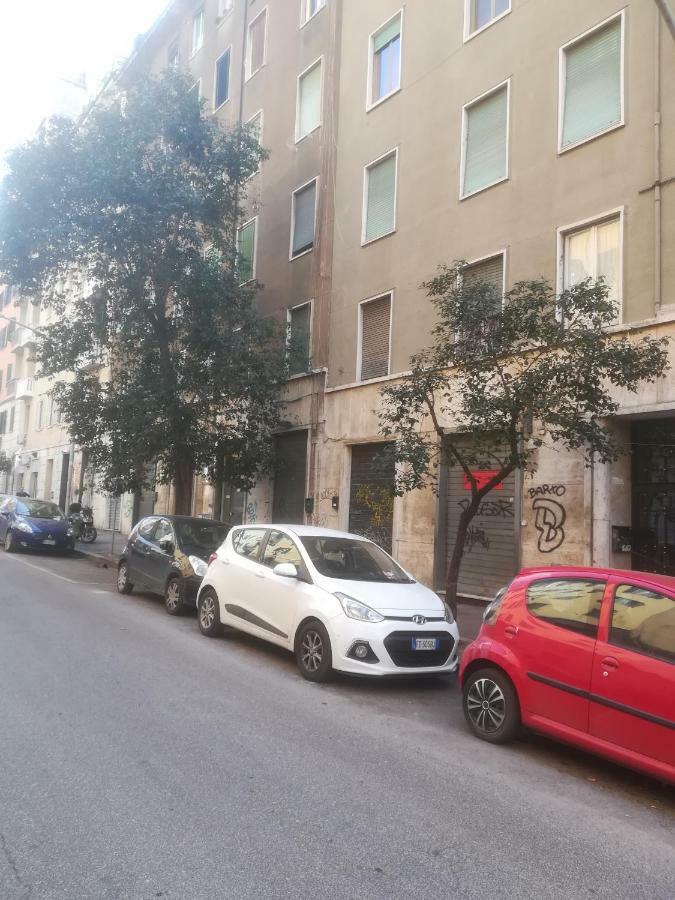 Metro Furio Camillo Apartment