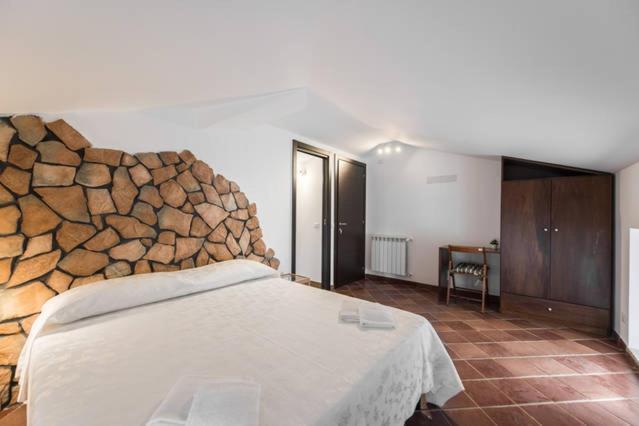 Glicini Rome
